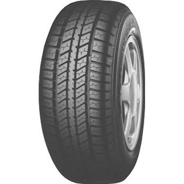 Yokohama S71B 175/65 R15 84T